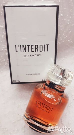 LINTERDIT. Парфюм Givenchy LINTERDIT С белым с бантиком на флаконе фото.