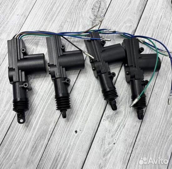 Центральный замок универсальный