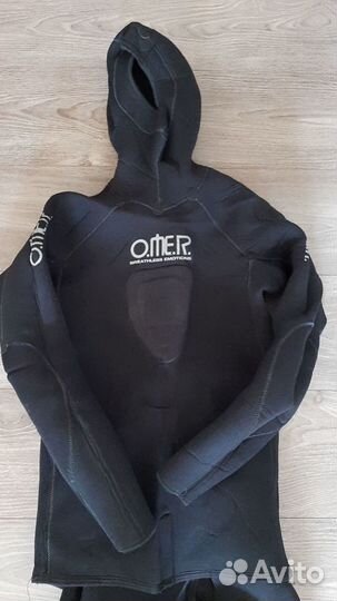 Гидрокостюм