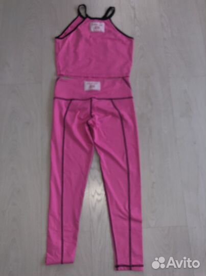 Спортивный костюм новый