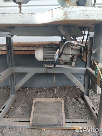 Швейная машина Минерва