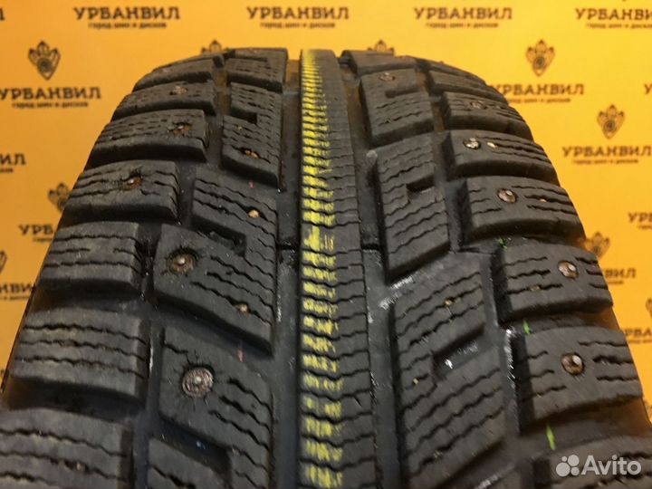 Kumho I'Zen KW22 215/65 R16 98T