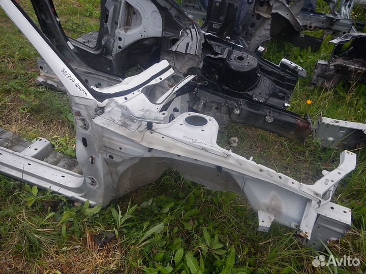 Лонжерон передний правый Kia Spectra