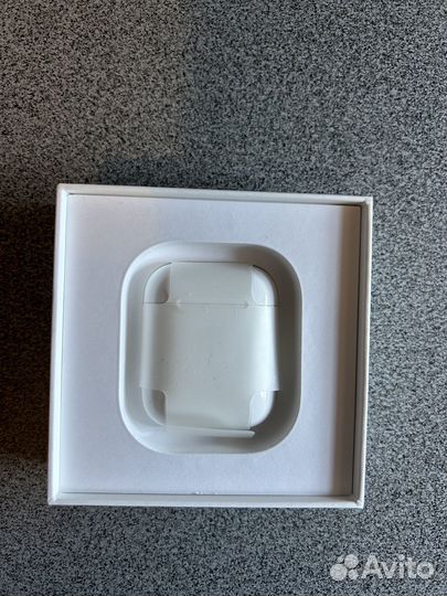 Беспроводные наушники apple airpods 1