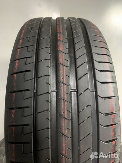 Pirelli P Zero PZ4 285/45 R22 114Y