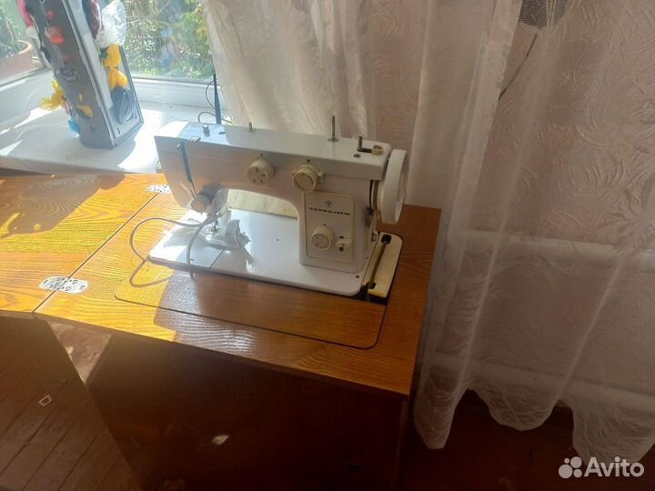 2 швейные машины