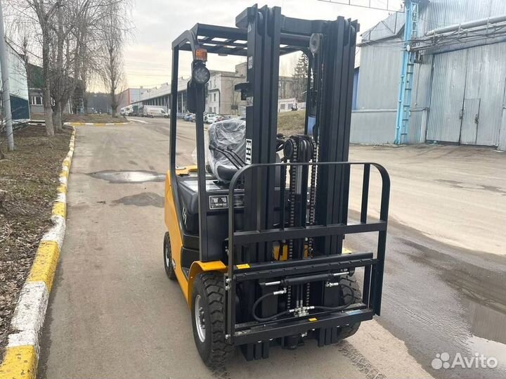 Вилочный погрузчик UN Forklifts FD15T, 2023