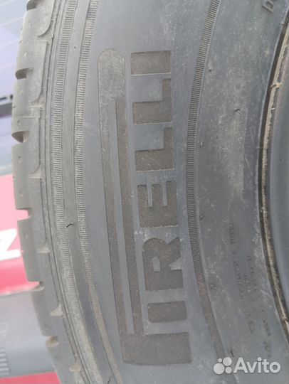 Pirelli Carrier 195/80 R15