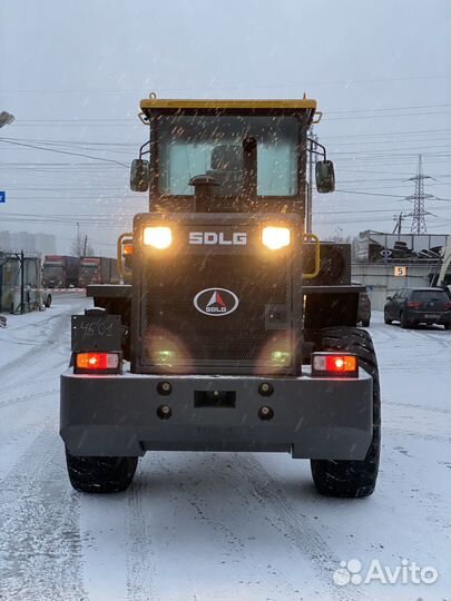 Фронтальный погрузчик SDLG (LGCE) LG933L, 2022