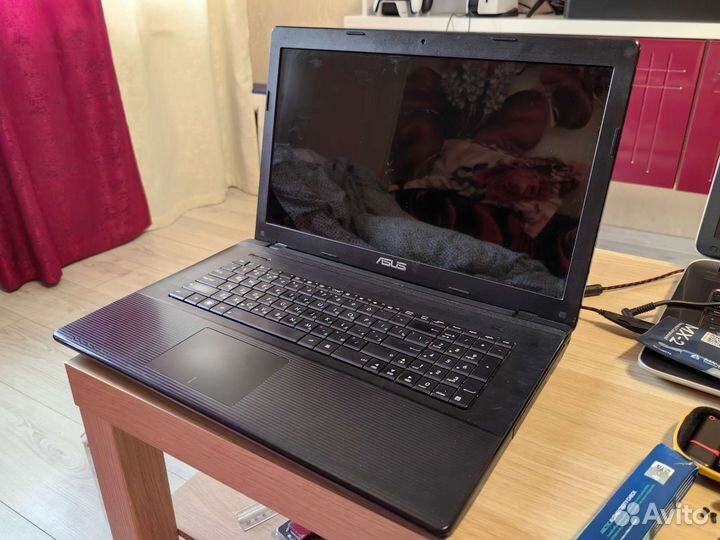 Ноутбук asus X75V