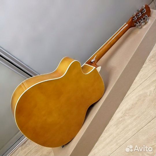 Гитара новая акустическая полноразмерная