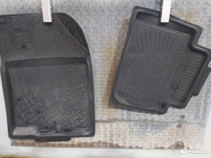Автомобильные коврики цератто 3