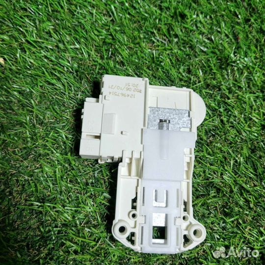 Замок для люка стиральной машины Electrolux