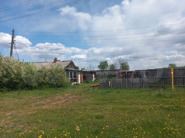 Дом 27 м² на участке 2 сот.