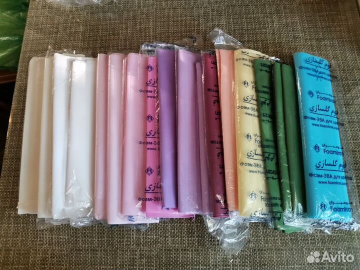 Гофрированная бумага, фоамиран, фольга для декора