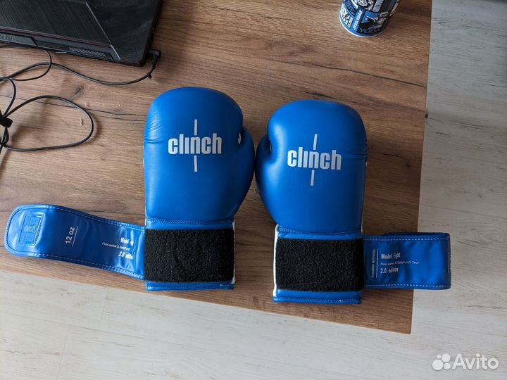 Боксерские перчатки 12 oz