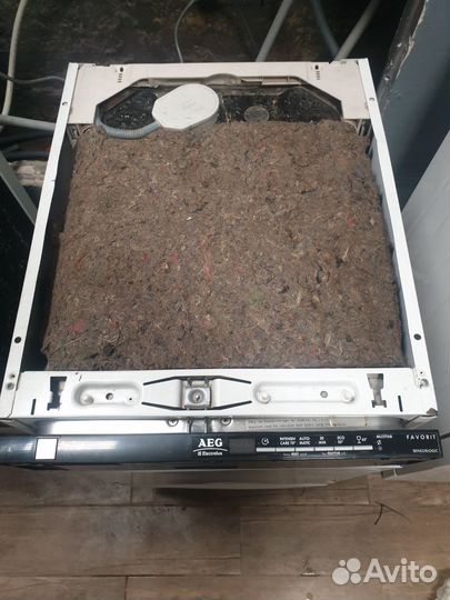 Узкая посудомоечная машина AEG 45 см