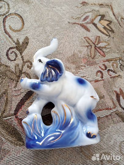 Статуэтка слоник