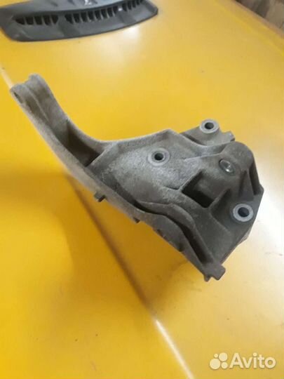 Кронштейн генератора гранта 8кл