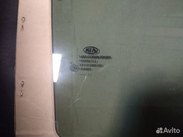 Заднее стекло