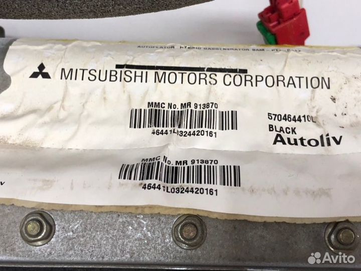 Подушка безопасности пассажира Mitsubishi Space