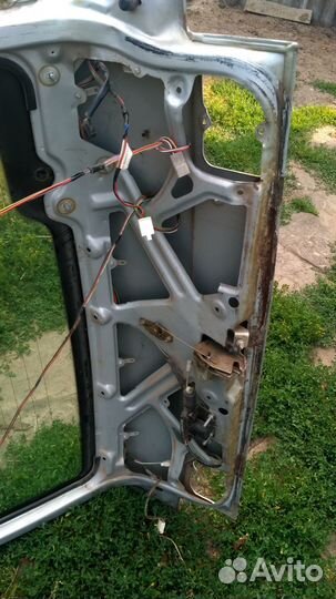 Крышка багажника (хлопушка) Ваз 2112