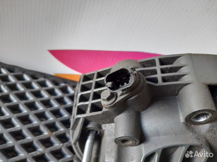 Крышка плиты двигателя Renault T, Volvo FM