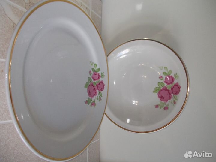 Блюдо большое круглое и овальное