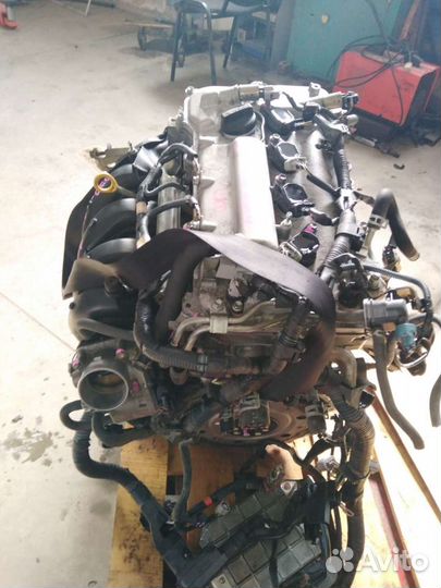 Двигатель Toyota Corolla Auris 1zr fe