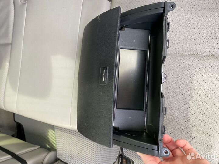 Дисплей аудиосистемы w204 MB Cclass