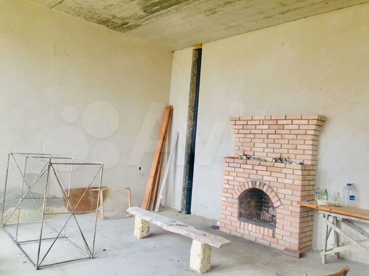 Дом 180 м² на участке 5 сот.