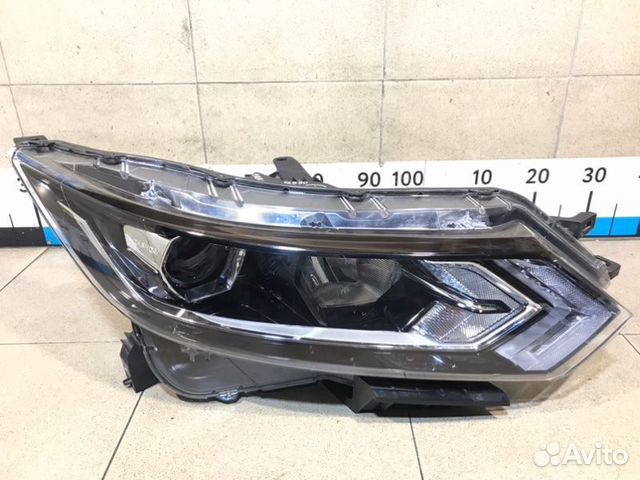 Фара правая Nissan Qashqai J11