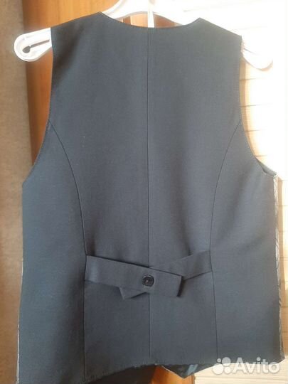 Школьная жилетка 146 размер