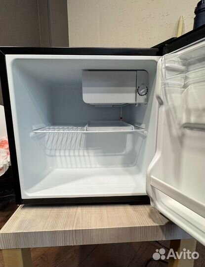 Холодильник маленький