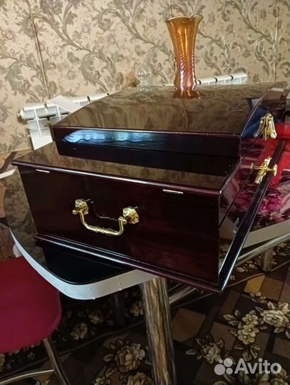 Новый набор столовых приборов Швейцария