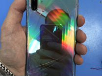 Samsung galaxy s10 фронтальная. Samsung galaxy s10 plus. Самсунг s10 plus бендер. Sf. Обои для самсунг галакси s10 с вырезом под камеру.