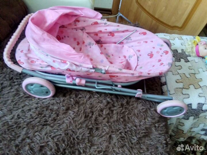 Коляска кукольная