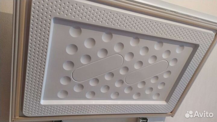 Морозильный ларь Бирюса