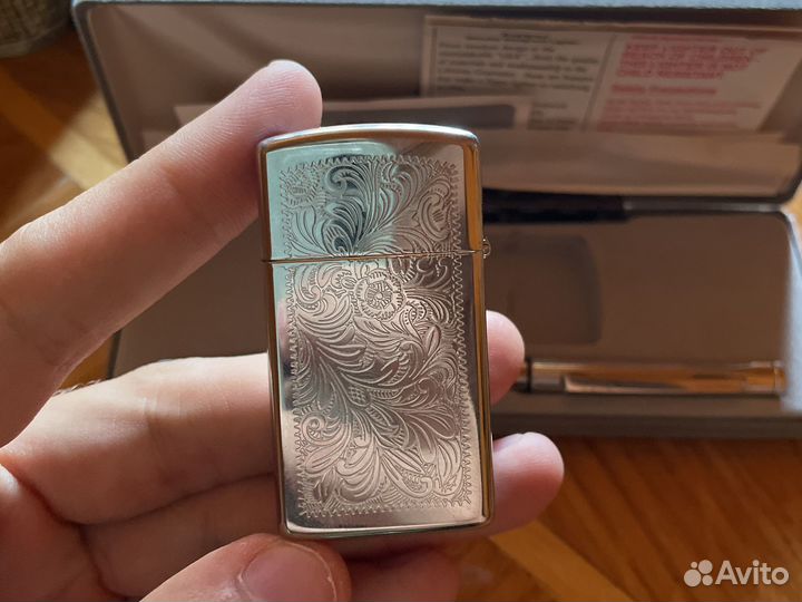 Зажигалка zippo новая