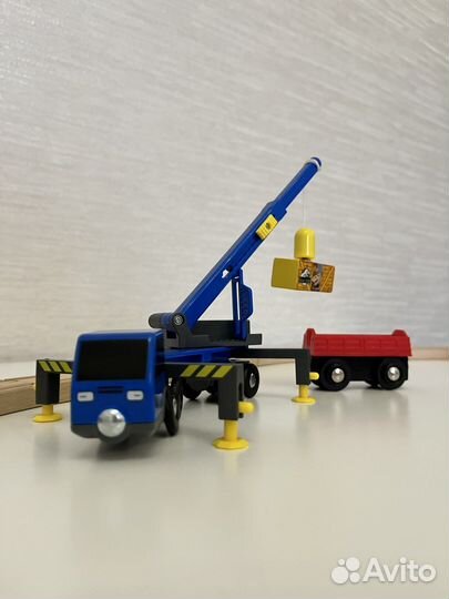 Подъемный кран для деревянной железной дороги