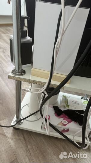 Тележка этажерка косметологическая