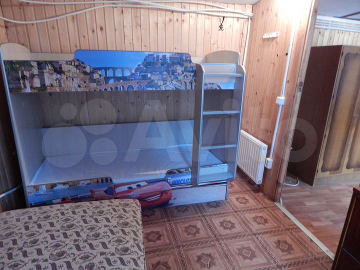 Дом 54 м² на участке 3 сот.