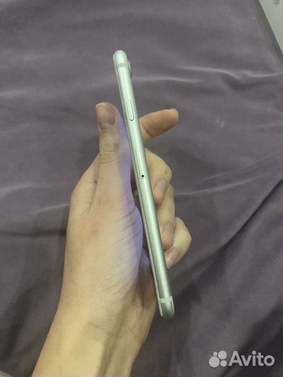 iPhone 7, 32 ГБ