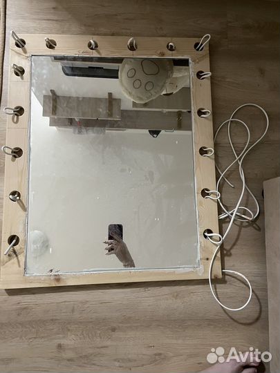 Гримерное зеркало