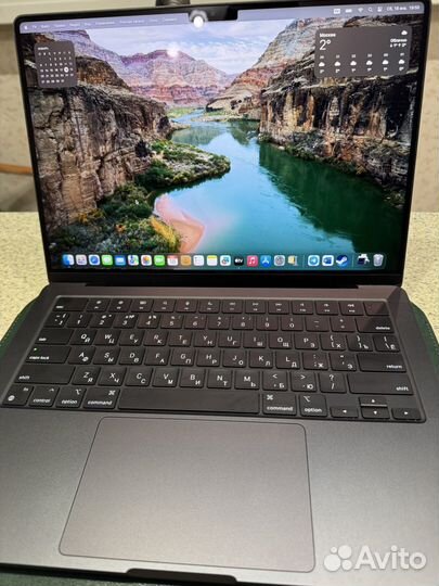 Apple macbook 14 pro m3 pro 18/512 (+чехол)