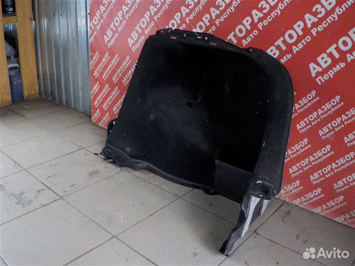 Обшивка багажника задняя правая Kia Ceed хэтчбек