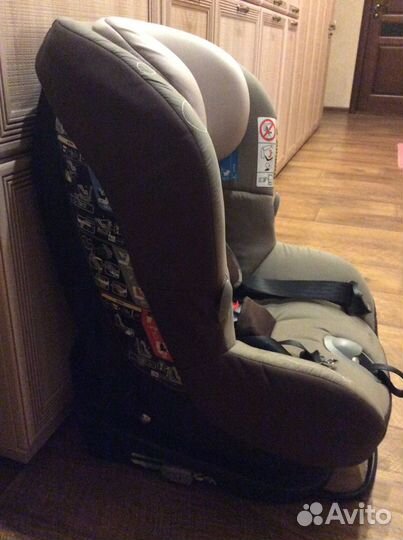 Продам автокресло Maxi-Cosi MiloFix isofix 2-в-1