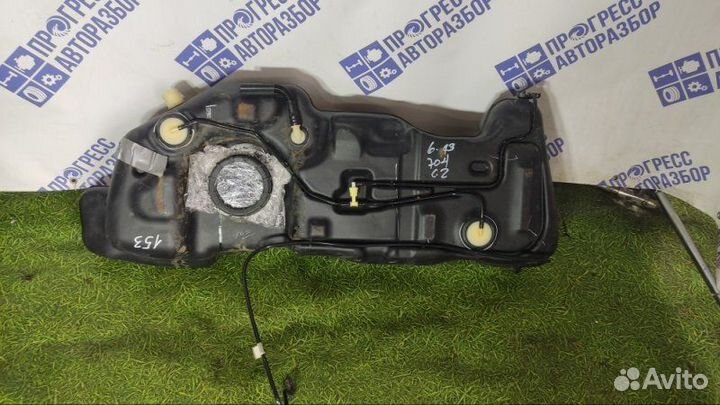 Бензобак Nissan Tiida хэтчбек 1.6 HR16 2008