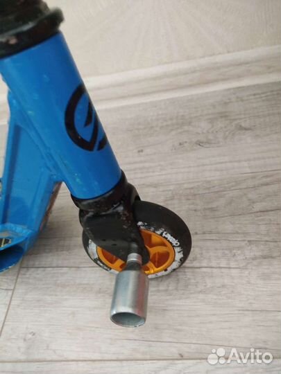 Трюковой самокат