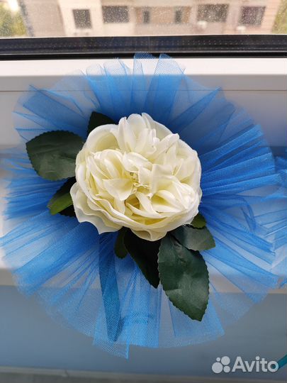 Украшения на свадебный автомобиль